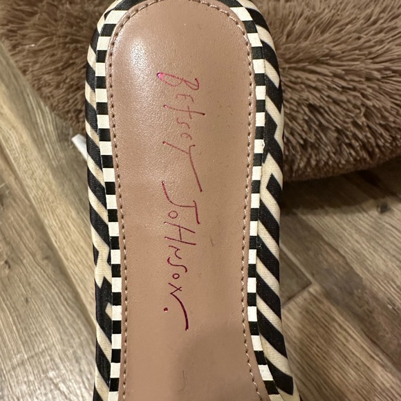 Patsy Johnson Daisy sandals ❤️🥰 - Picture 7 of 7